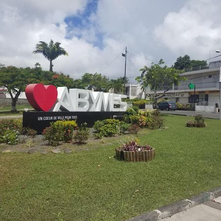 Appartement Centre Guadeloupe, Accessible Et Proche Лес Абимес Екстериор снимка