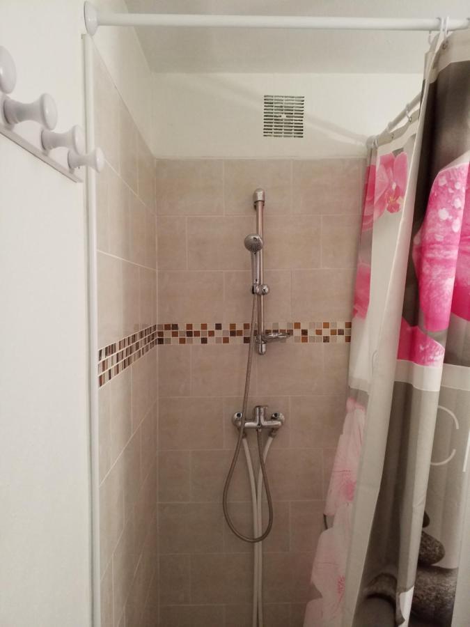 Appartement Centre Guadeloupe, Accessible Et Proche Лес Абимес Екстериор снимка